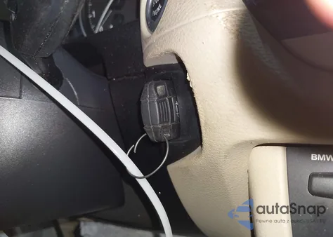 2015 BMW X1 xDrive28I from USA, damaged, VIN WBAVL1C5XFVY30150